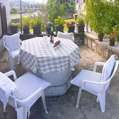 Apartament Lusi *
