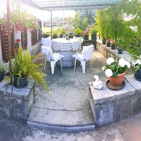 Apartamento Lusi Buzdohanj