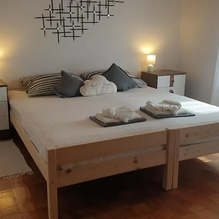 Lusi Apartament *